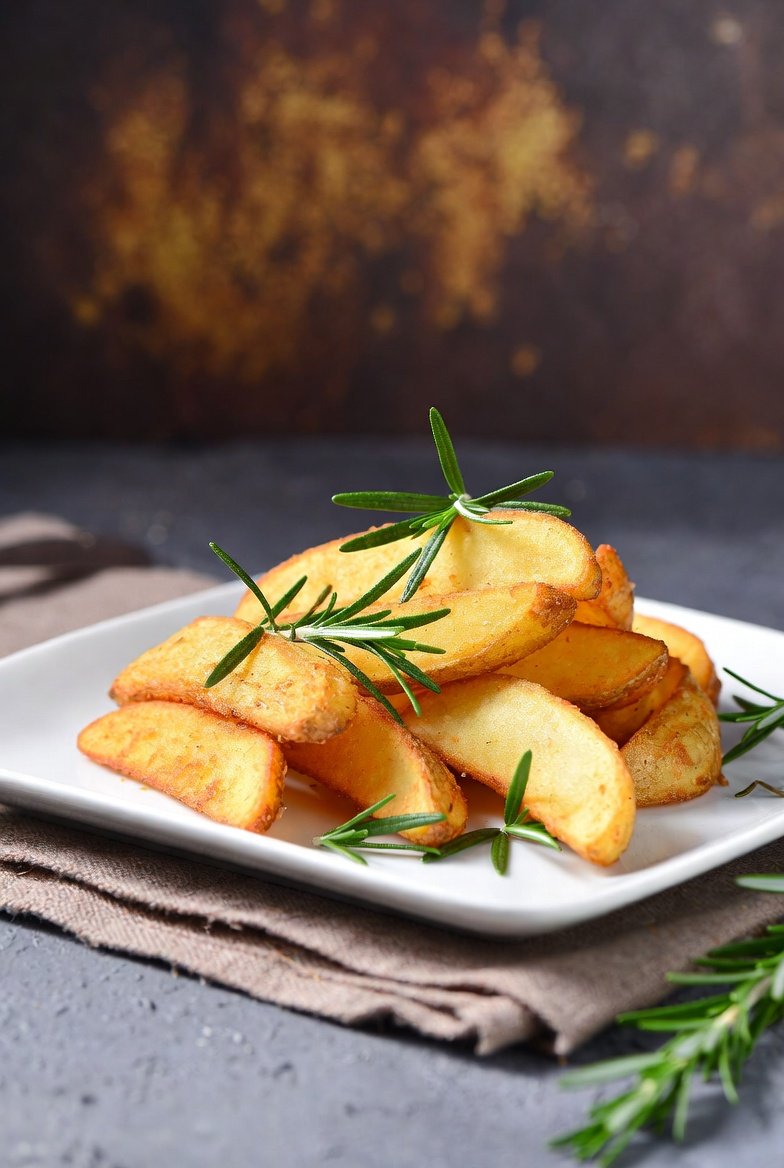 Golden Potato Wedges with Rosemary step photo